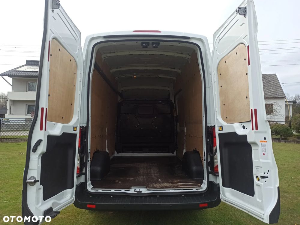 Ford Transit - 22