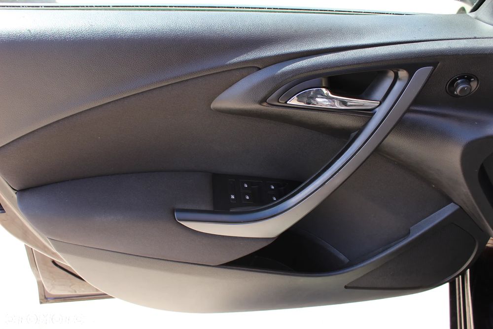 Opel Astra - 14