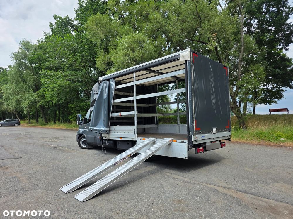 Iveco Daily - 12