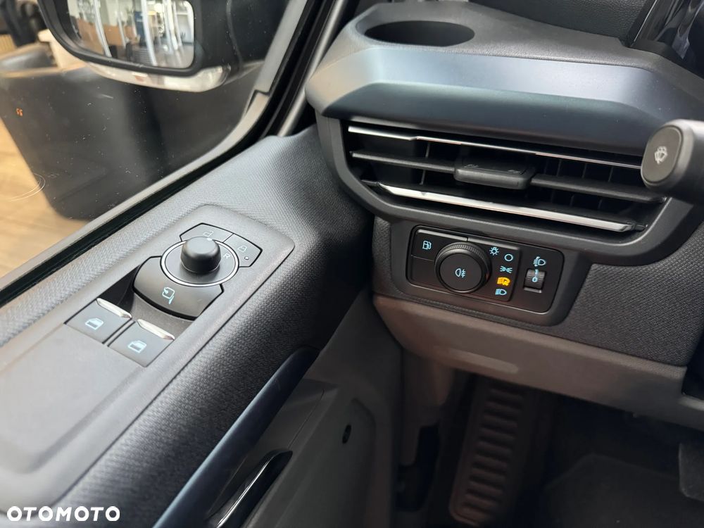 Ford Tourneo Custom 2.5 PHEV CVT 340 L2 Active - 20
