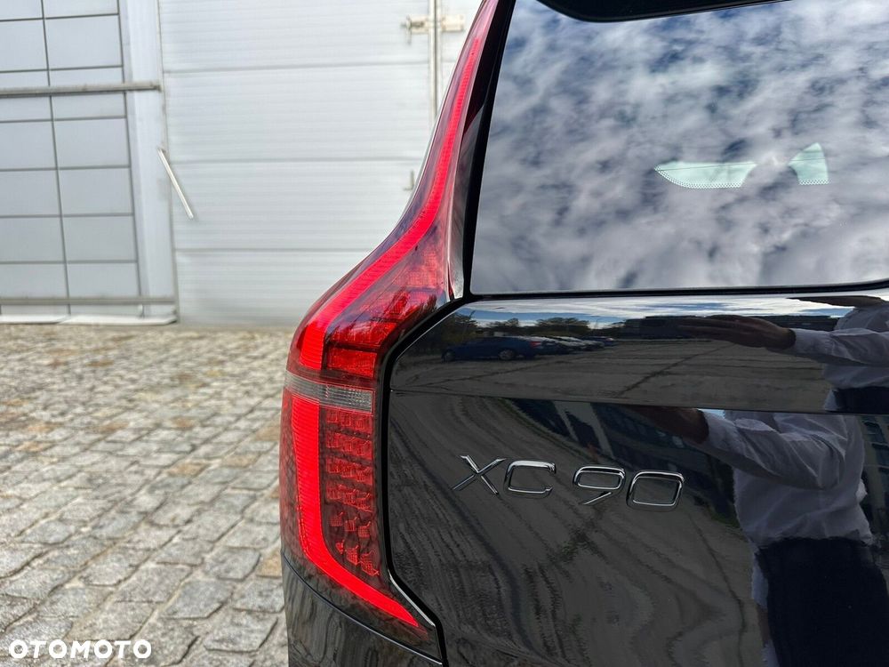 Volvo XC 90 - 28