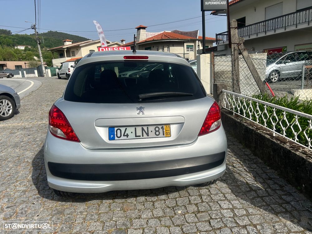 Peugeot 207 1.4 HDi Sport - 12
