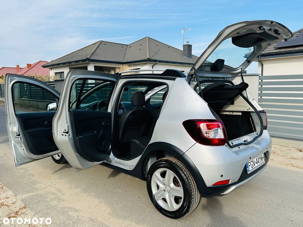 Dacia Sandero dCi 90 S&S Celebration - 20