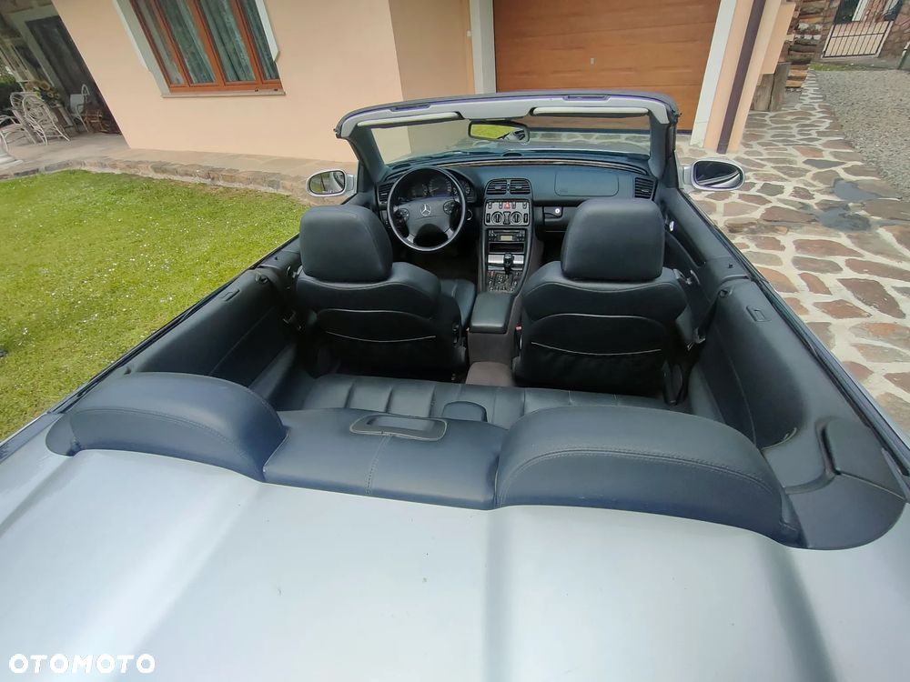 Mercedes-Benz CLK - 19