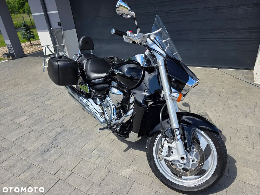 Suzuki Intruder - 3