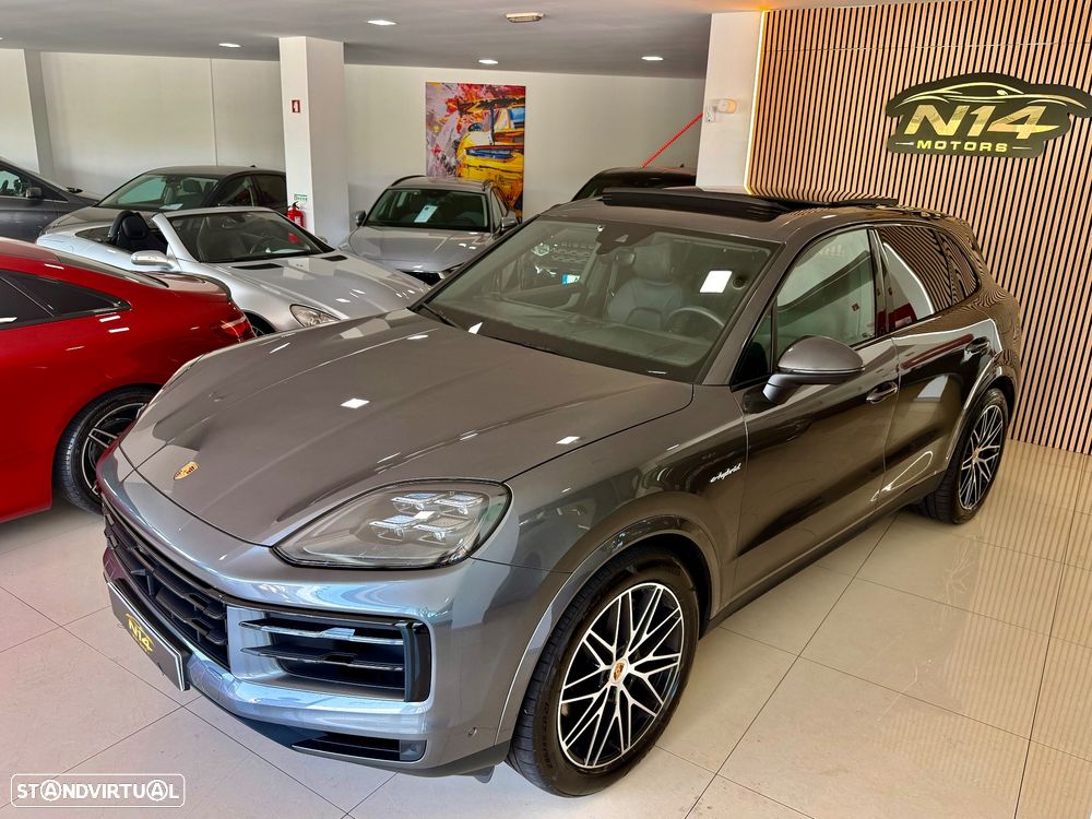 Porsche Cayenne - 35