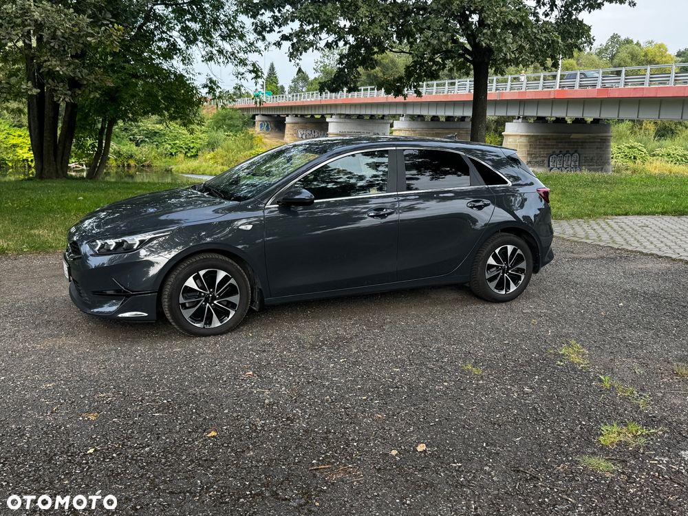 Kia Ceed - 1
