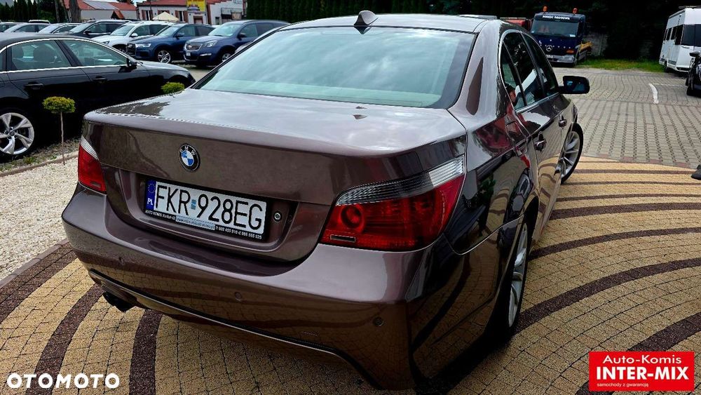 BMW Seria 5 523i - 5