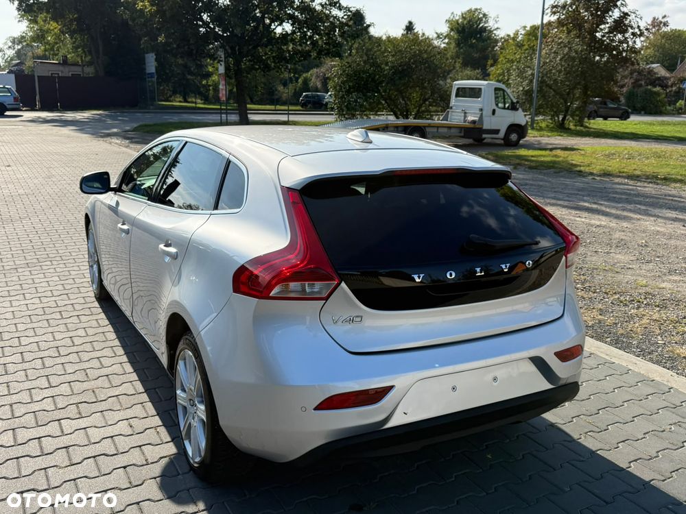 Volvo V40 D2 Geartronic Inscription - 21