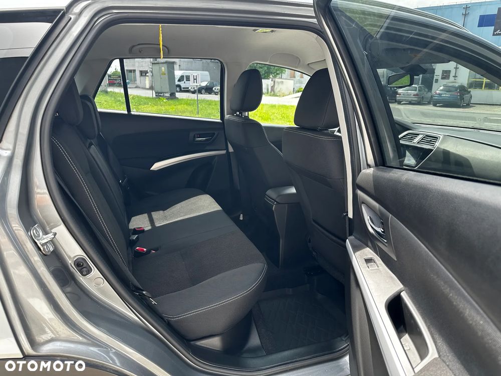 Suzuki SX4 - 28