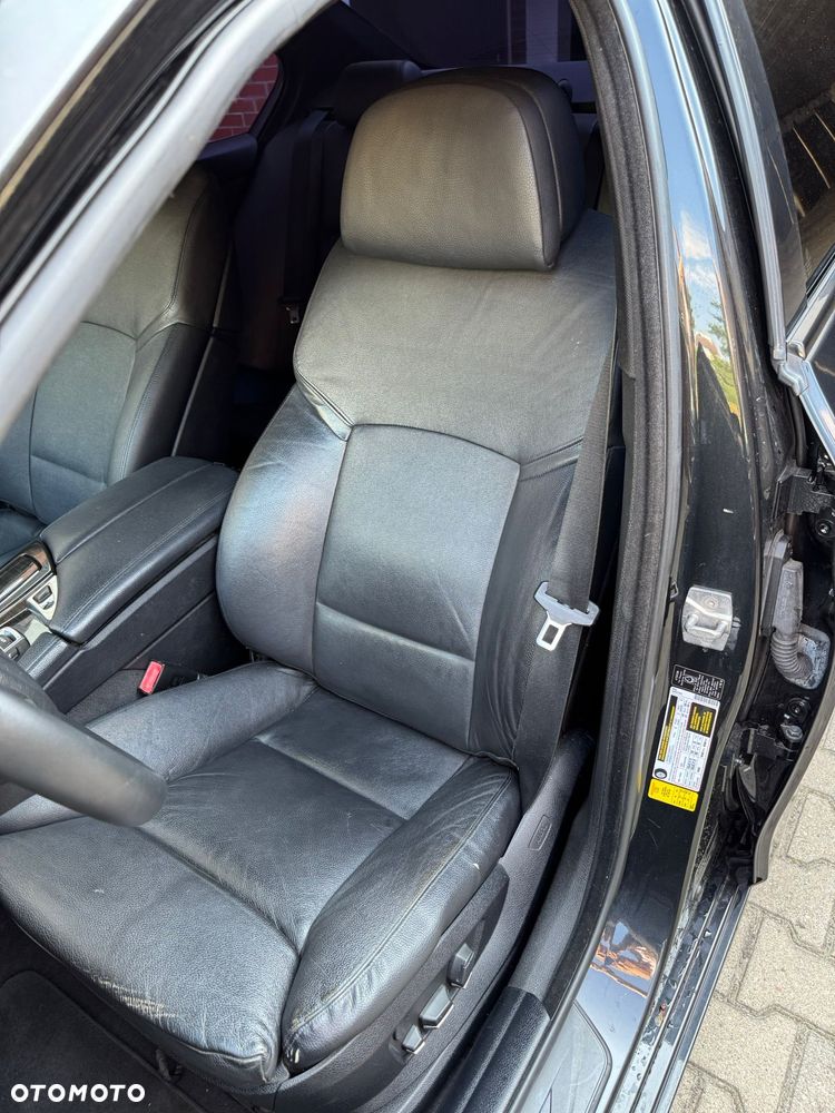 BMW Seria 5 528i xDrive - 20