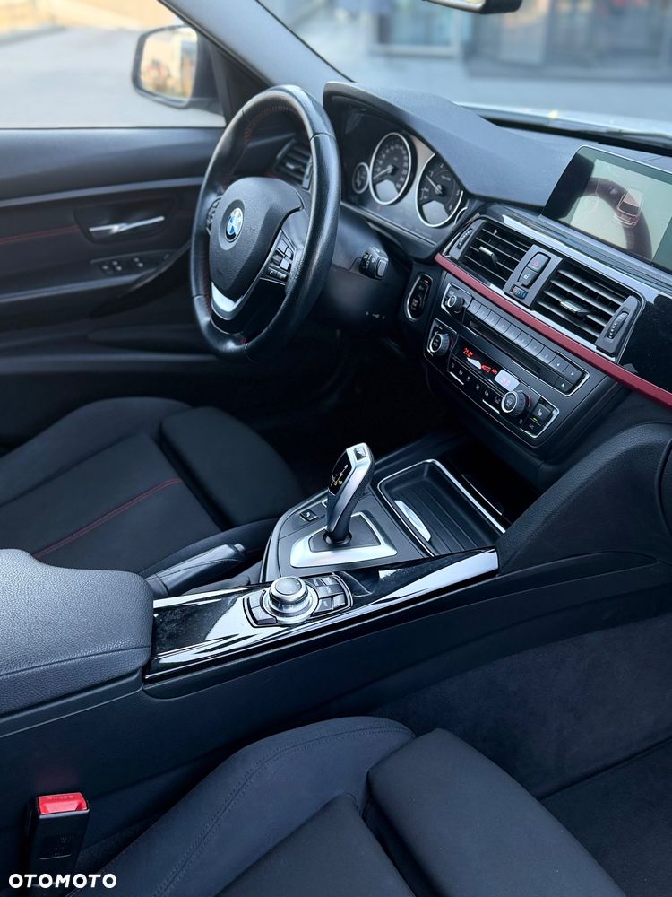BMW Seria 3 318d Sport Line - 11