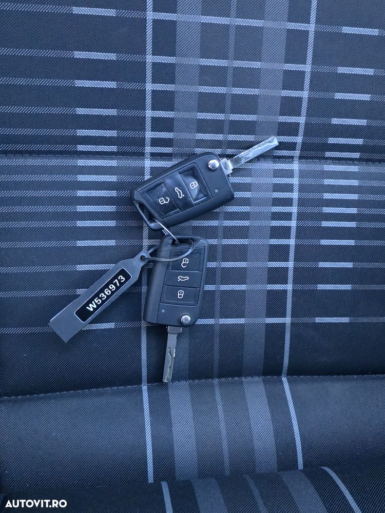 Volkswagen Golf Sportsvan 2.0 TDI BlueMotion Technology Lounge - 11