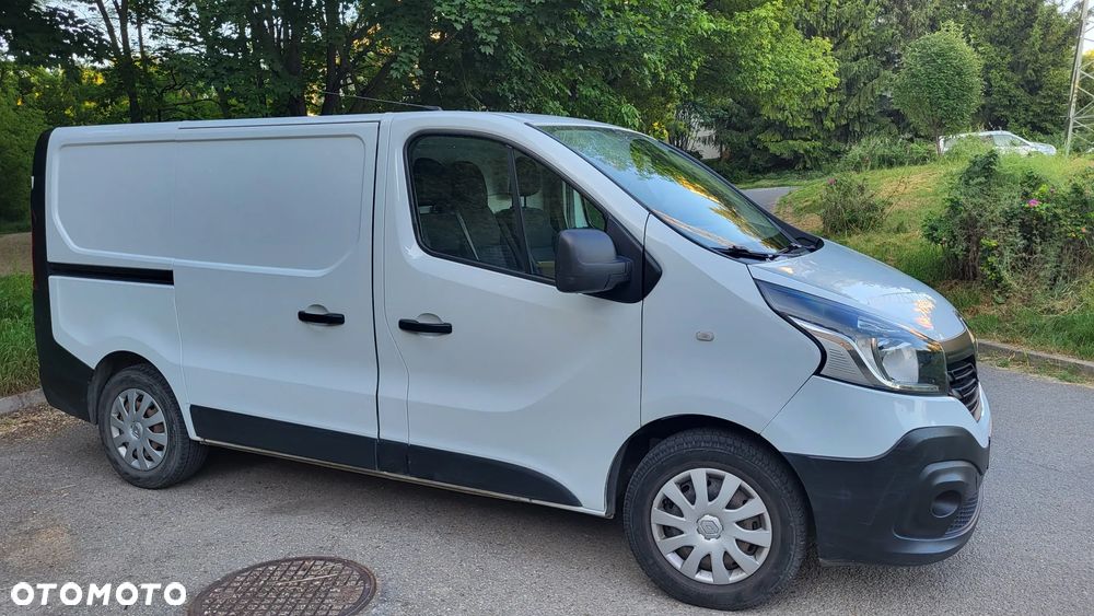 Renault trafic - 3