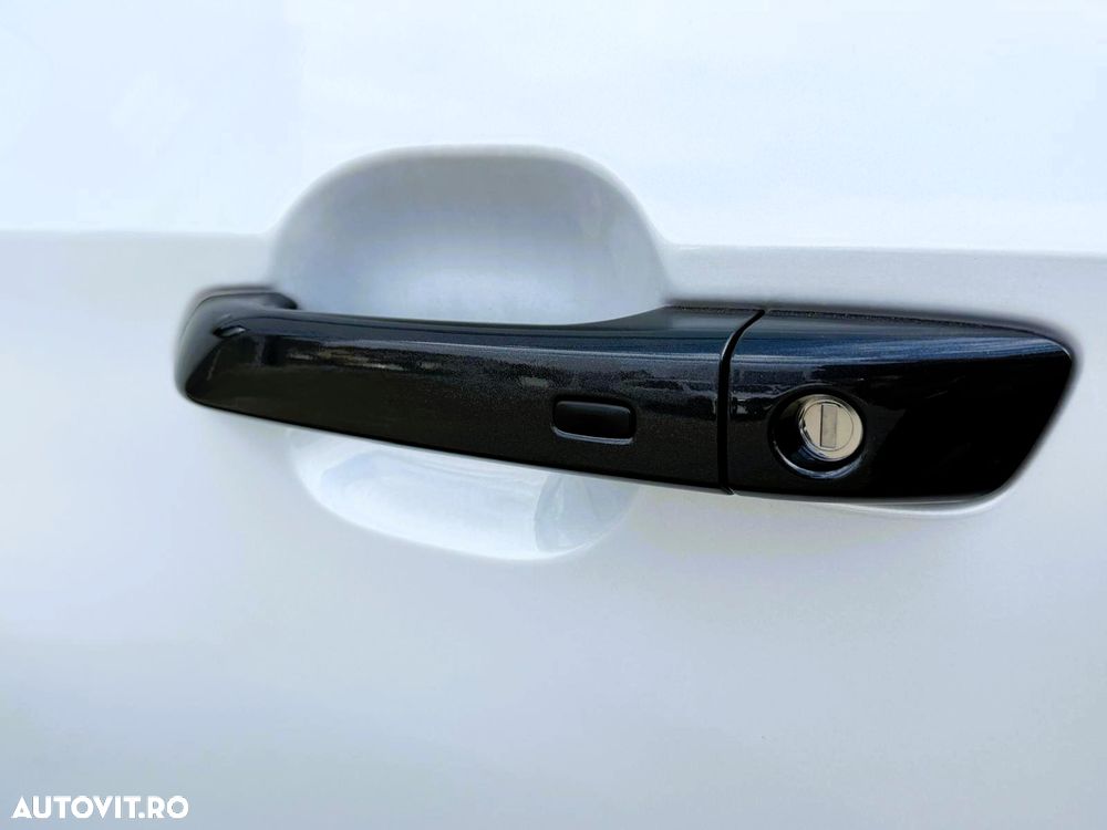 Isuzu D-Max 1.9 DSL 4x4 Double Cab 6AT Executive - 10