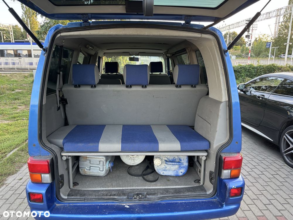 Volkswagen Multivan - 6