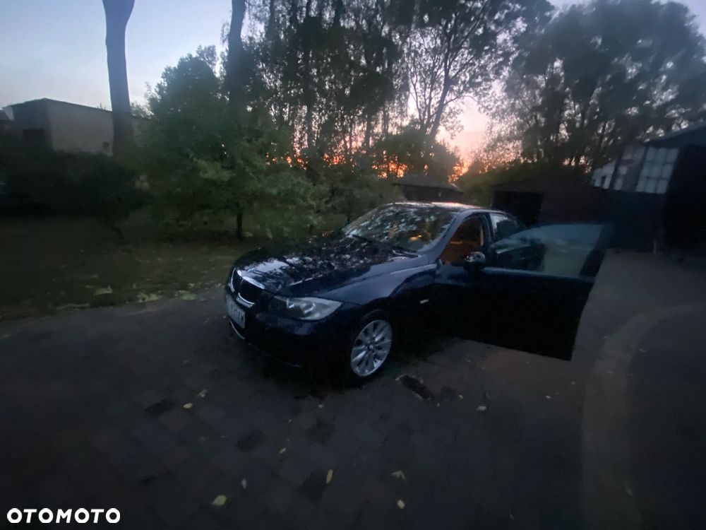 BMW Seria 3 320d - 4