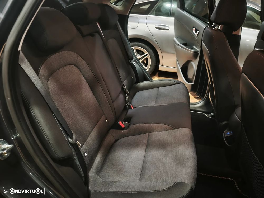 Hyundai Kauai Advantage - 16