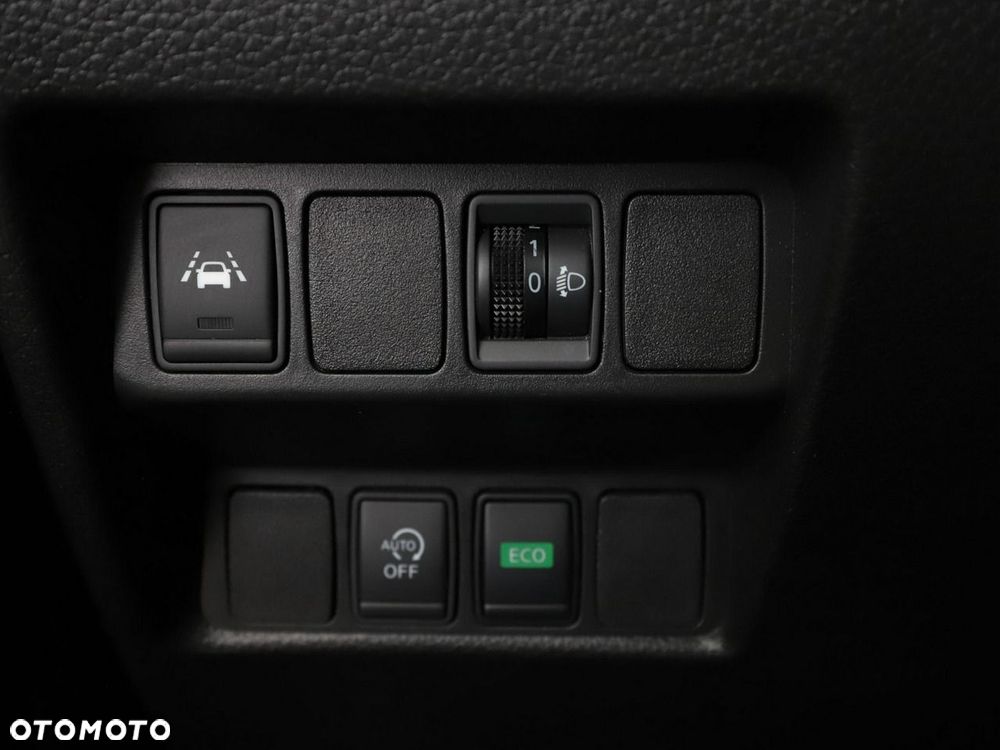 Nissan Qashqai 1.2 DIG-T N-Connecta Xtronic - 35