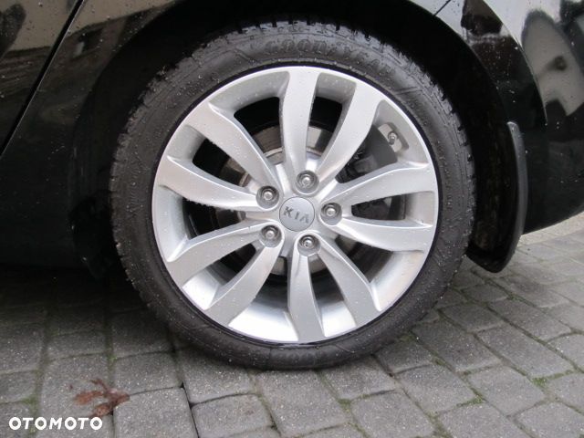 Kia Carens 2.0 GDI Spirit - 34