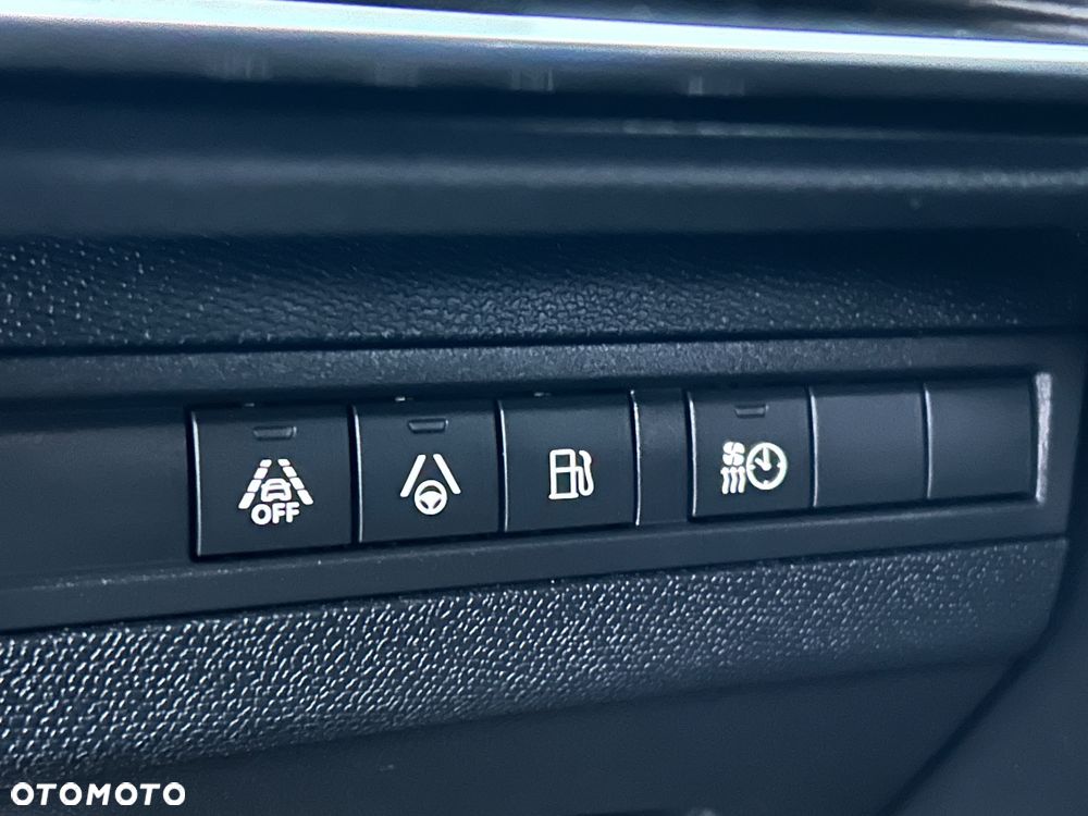 Peugeot 3008 Plug-In Hybrid 195 e-DSC7 GT - 39