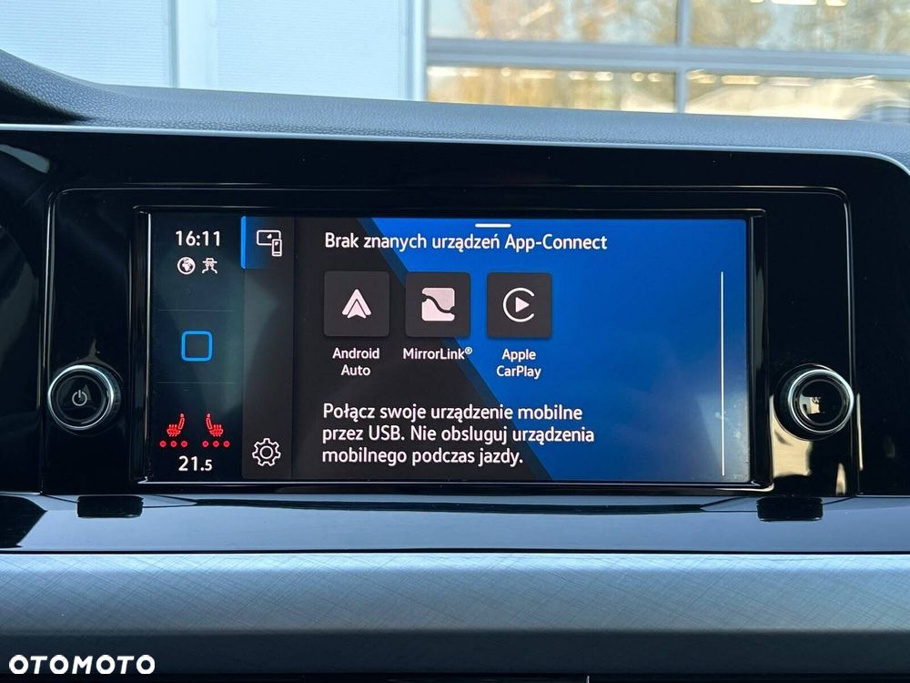 Volkswagen Golf 1.0 eTSI Life DSG - 29