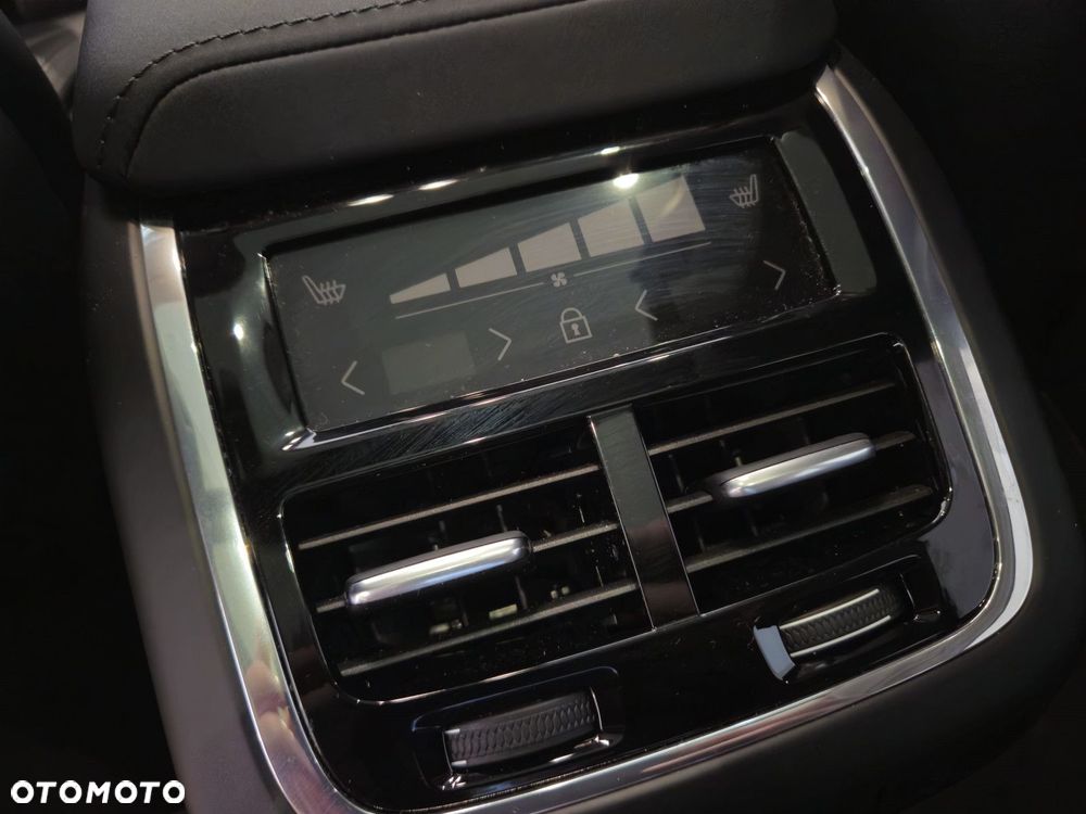 Volvo XC 60 - 22