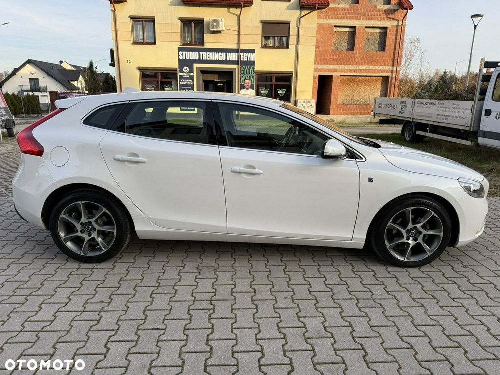 Volvo V40 - 8