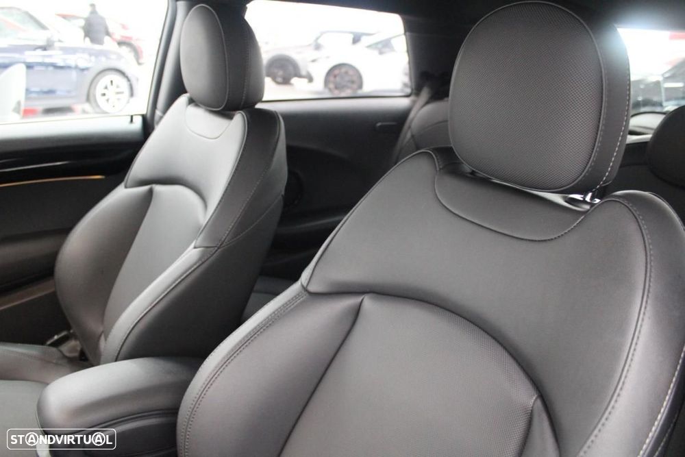 MINI 3 Portas Cooper SE Yours - 11