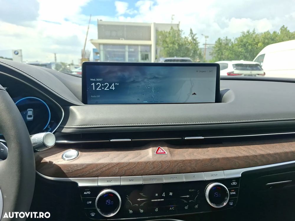 Genesis G80 2.5T AWD AT8 Luxury Line - 12