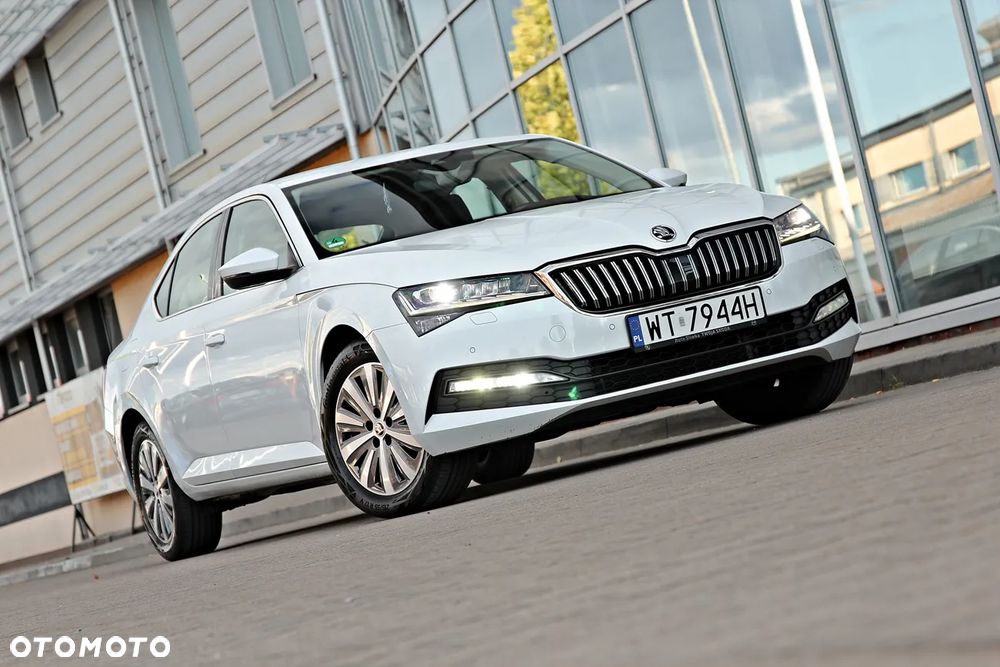 Skoda Superb 1.5 TSI Ambition DSG - 4