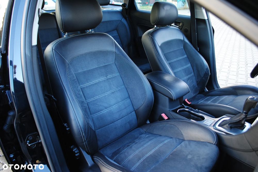 Ford Mondeo 2.0 TDCi Titanium - 11