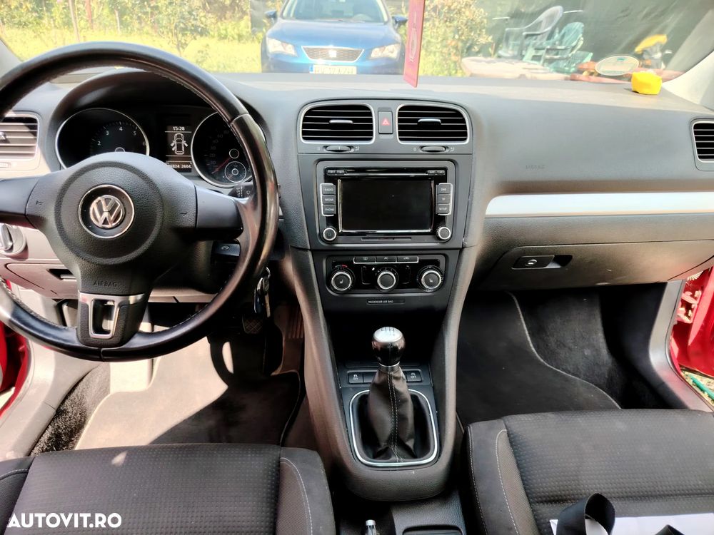 Volkswagen Golf - 16