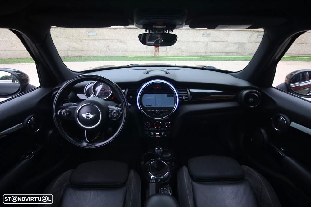MINI 5 Portas Cooper D Seven Chili - 23