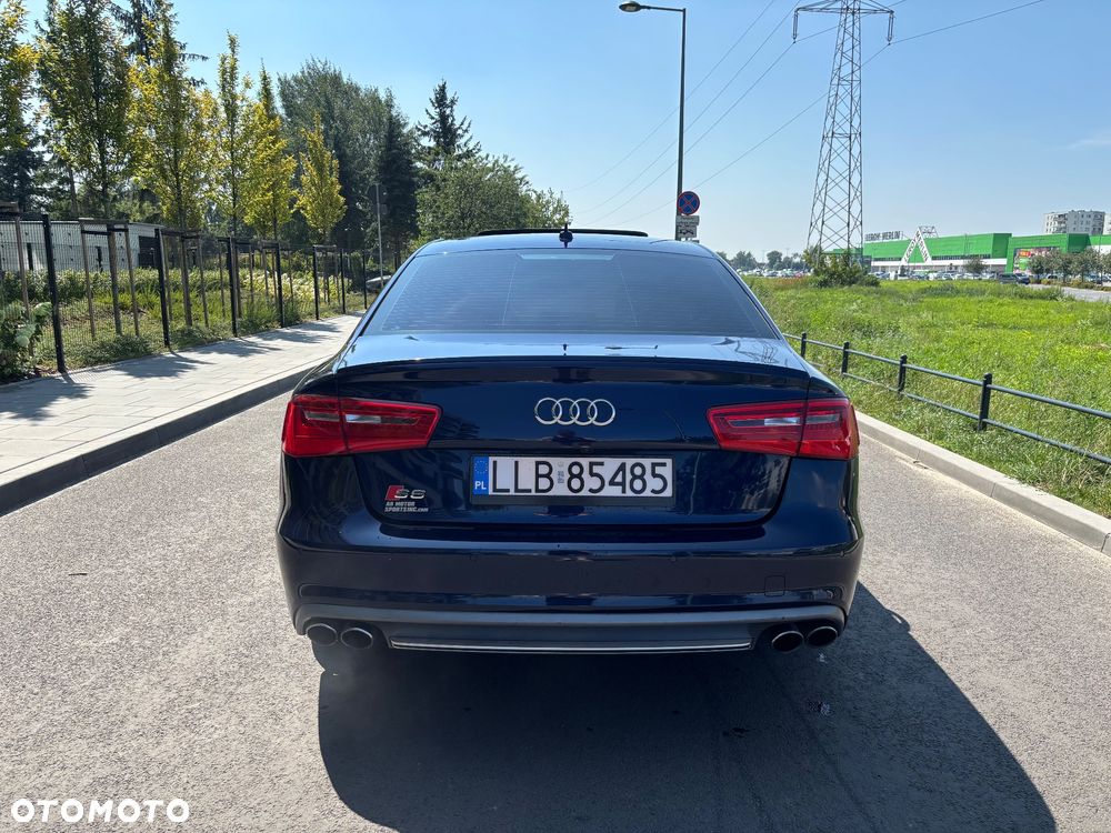 Audi S6 Limousine - 11