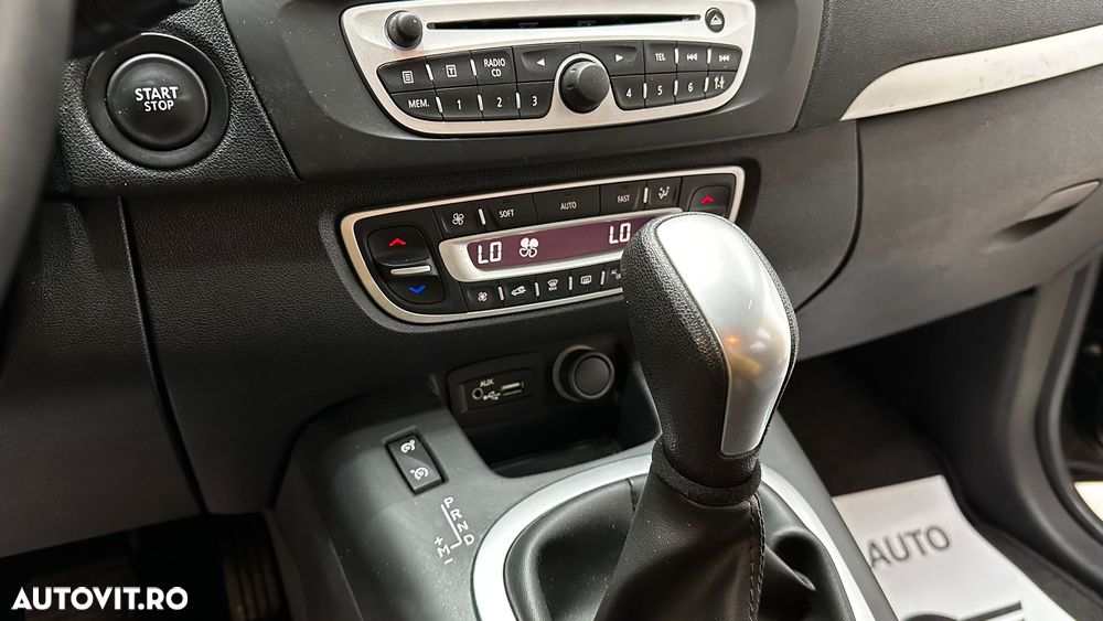 Renault Grand Scenic - 19