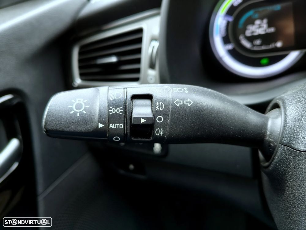 Kia Niro 1.6 GDi HEV TX - 19