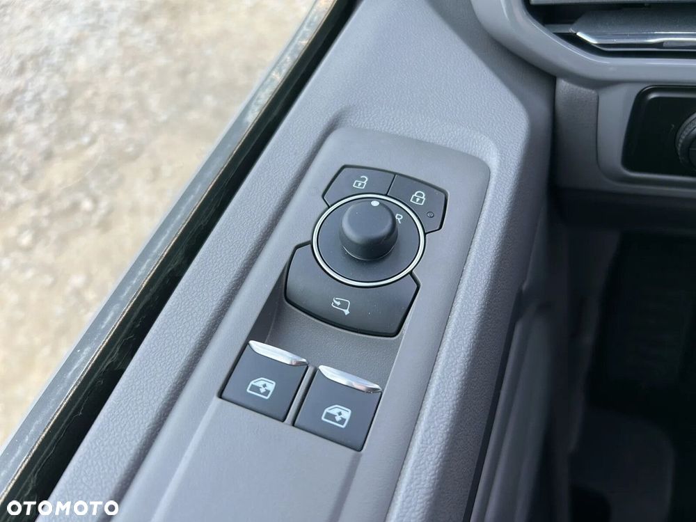 Volkswagen Caravelle 2.0 TDI L2 Edition - 32