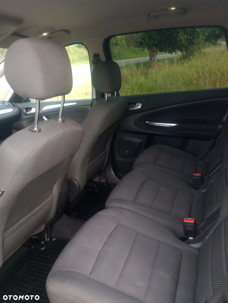 Ford S-Max 2.0 TDCi DPF Titanium - 13