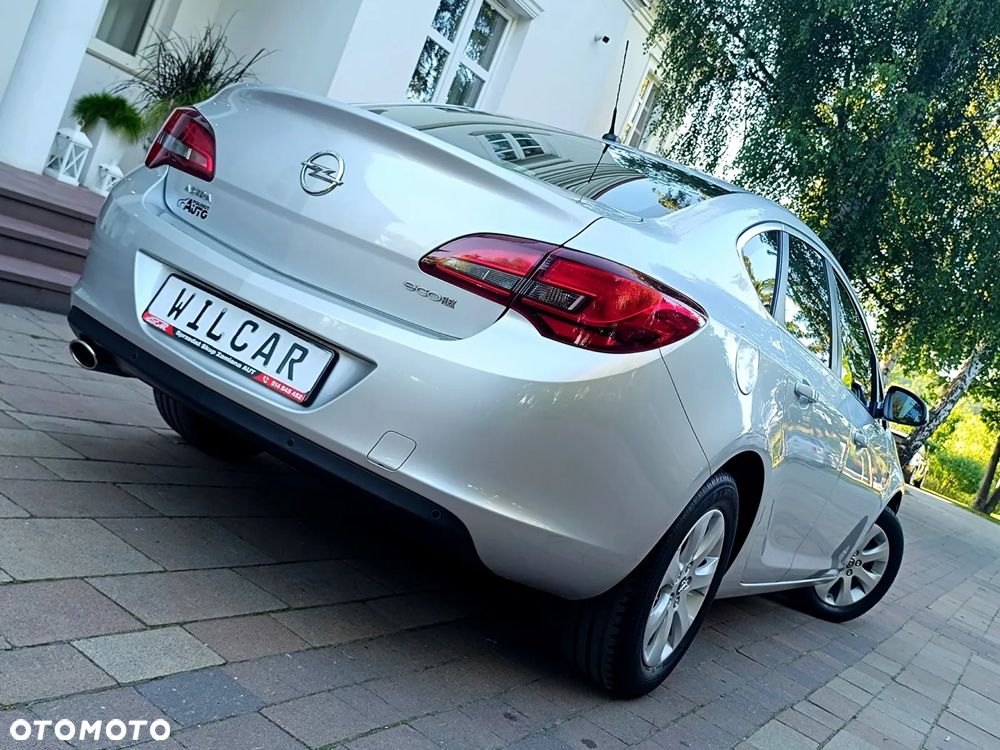 Opel Astra 1.4 T Energy EU6 - 9