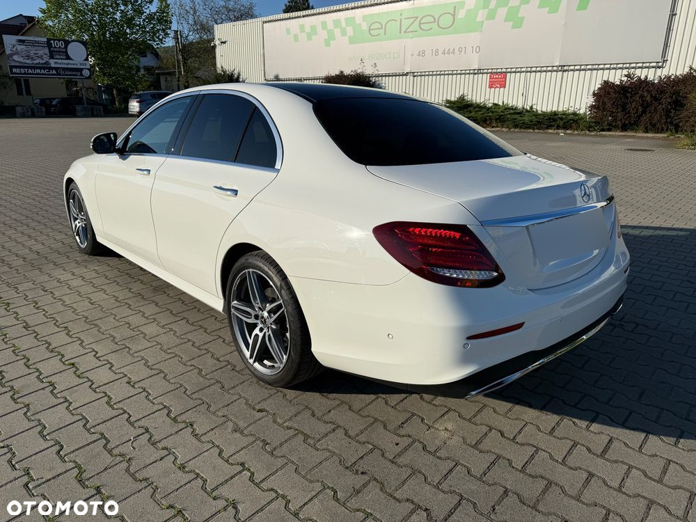 Mercedes-Benz Klasa E 220 d 4-Matic 9G-TRONIC - 3