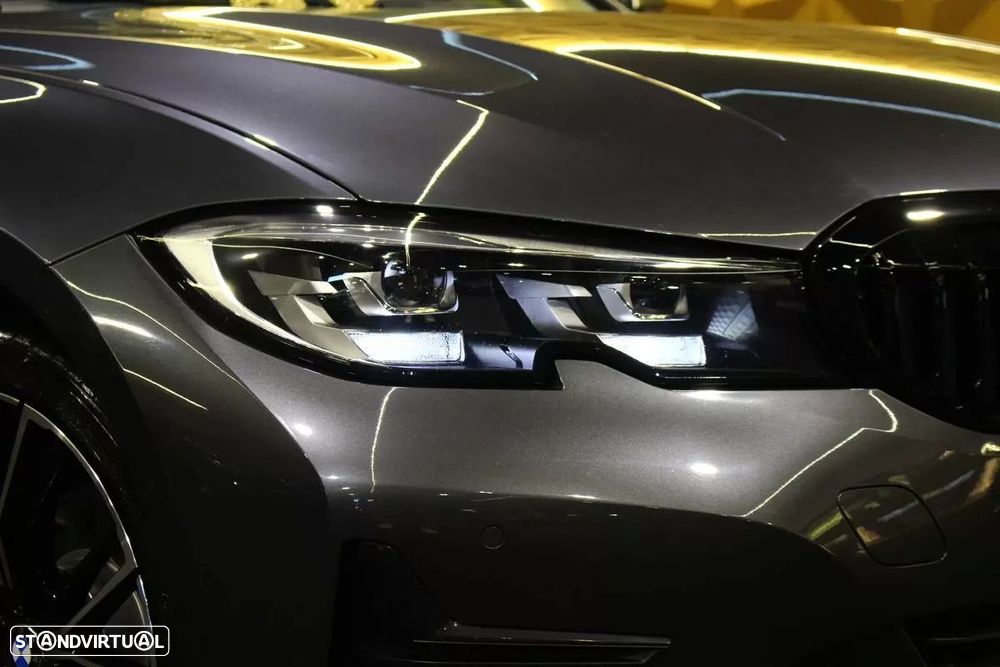 BMW 318 d Line Luxury Auto - 9