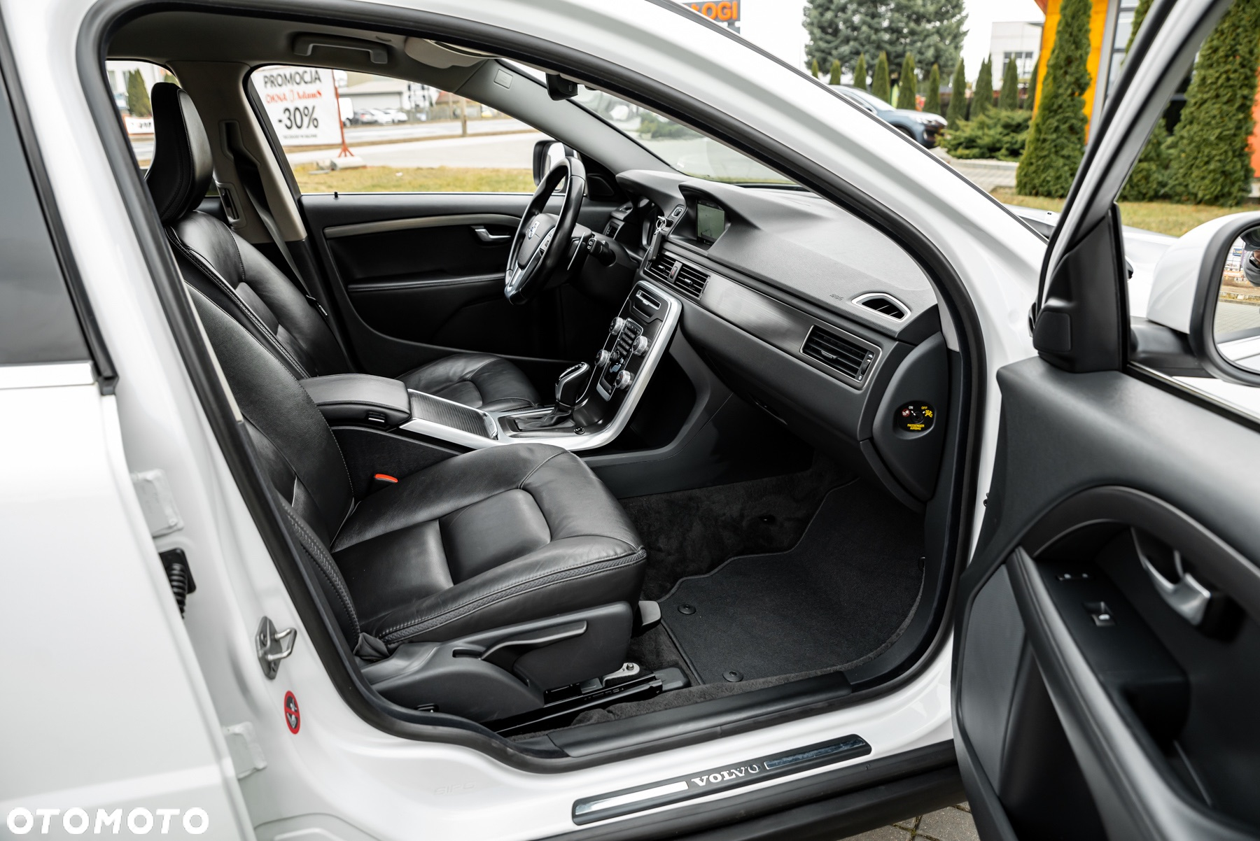Volvo XC 70 - 8