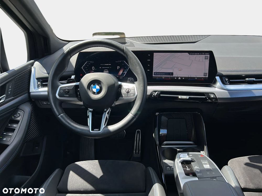 BMW Seria 2 218i - 11