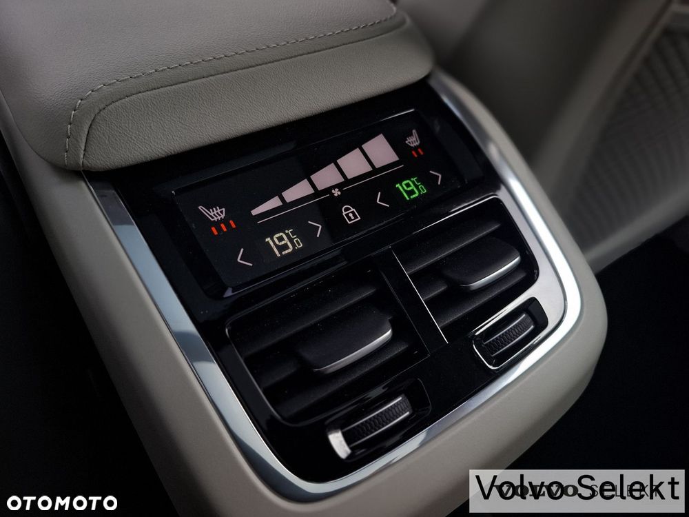 Volvo XC 60 - 29