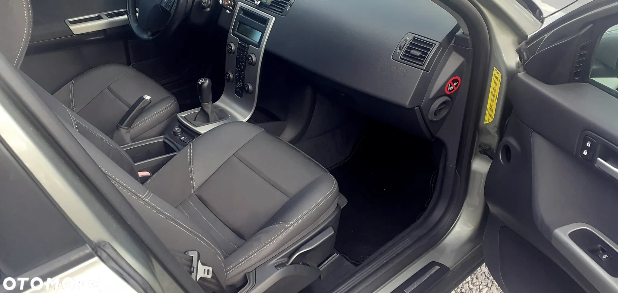 Volvo V50 1.8 Momentum - 23