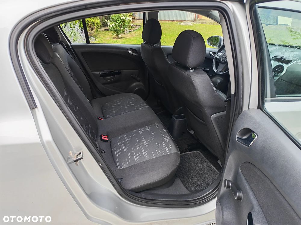 Opel Corsa - 12
