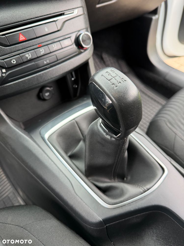 Peugeot 308 1.6 BlueHDi Active S&S - 40