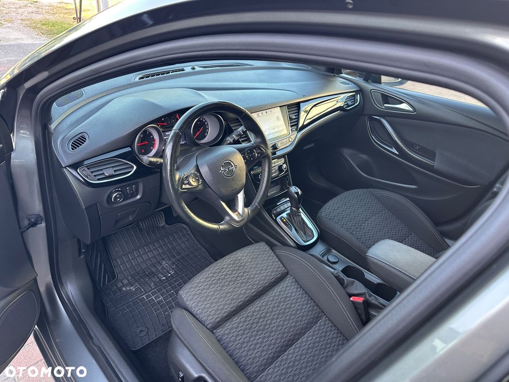 Opel Astra 1.4 T Dynamic S&S - 15