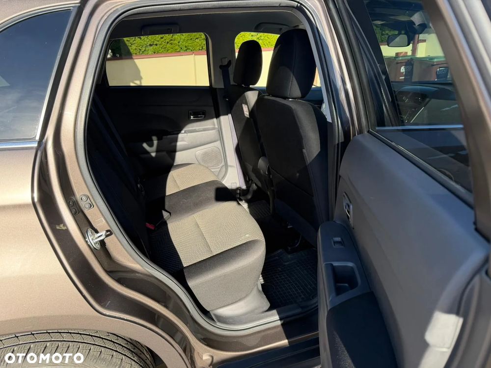 Mitsubishi ASX 1.6 Intense - 14